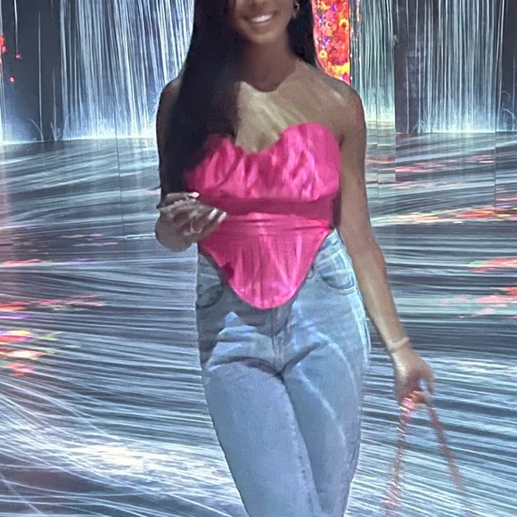 Pink corset - small - Picture 3 of 3